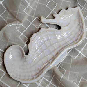 Ceramic Seahorse Trinket Dish‎